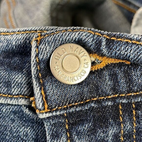 Old Navy Distressed Boyfriend Straight Jeans, Size 18, Blue - Picture 13 of 13